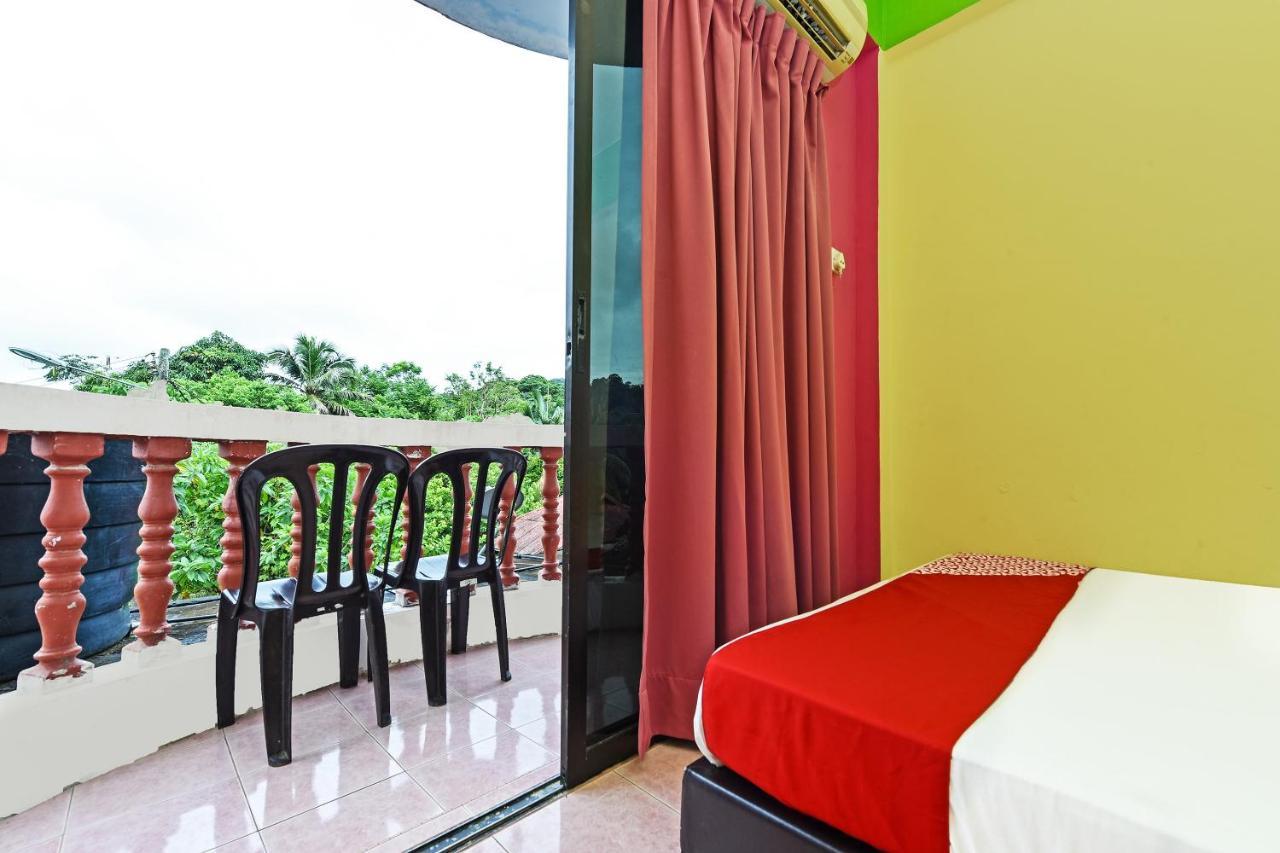 Oyo 90565 Teresek View Motel Kuala Tahan Exterior photo